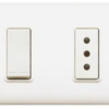INT038201-1 Bticino Interruptor+toma 2p+t 10a 250v Color Blanc